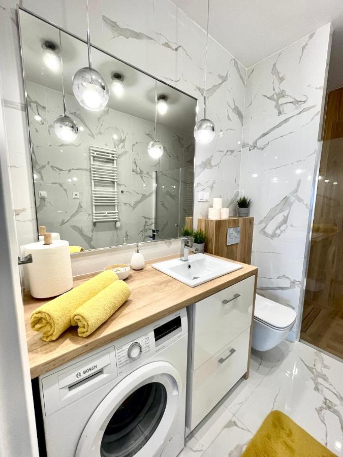 Apartament Bajeczny Z Widokiem Na Jezioro W Nautica Resort Gizycko Ngoại thất bức ảnh